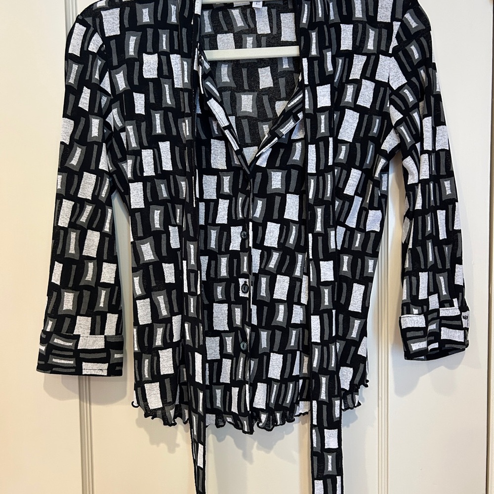 Melissa Black and White Abstract Top